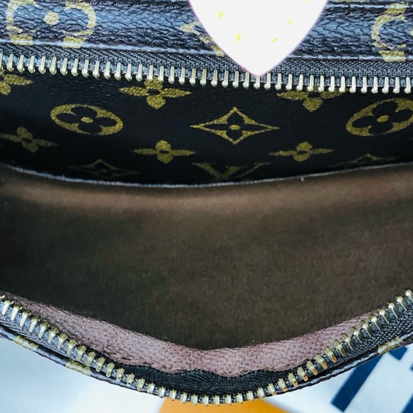 Gorgeous Louis Vuitton Montsouris GM backpack - Picture 10 of 16